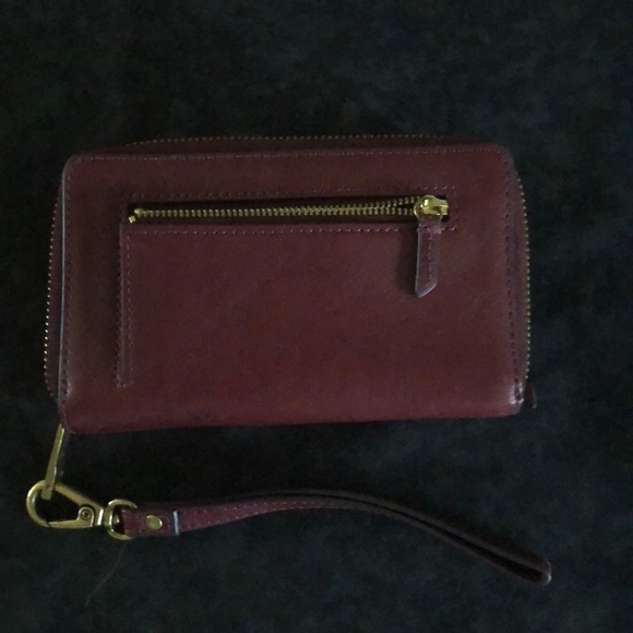 Fossil wristlet - Picture 4 of 5